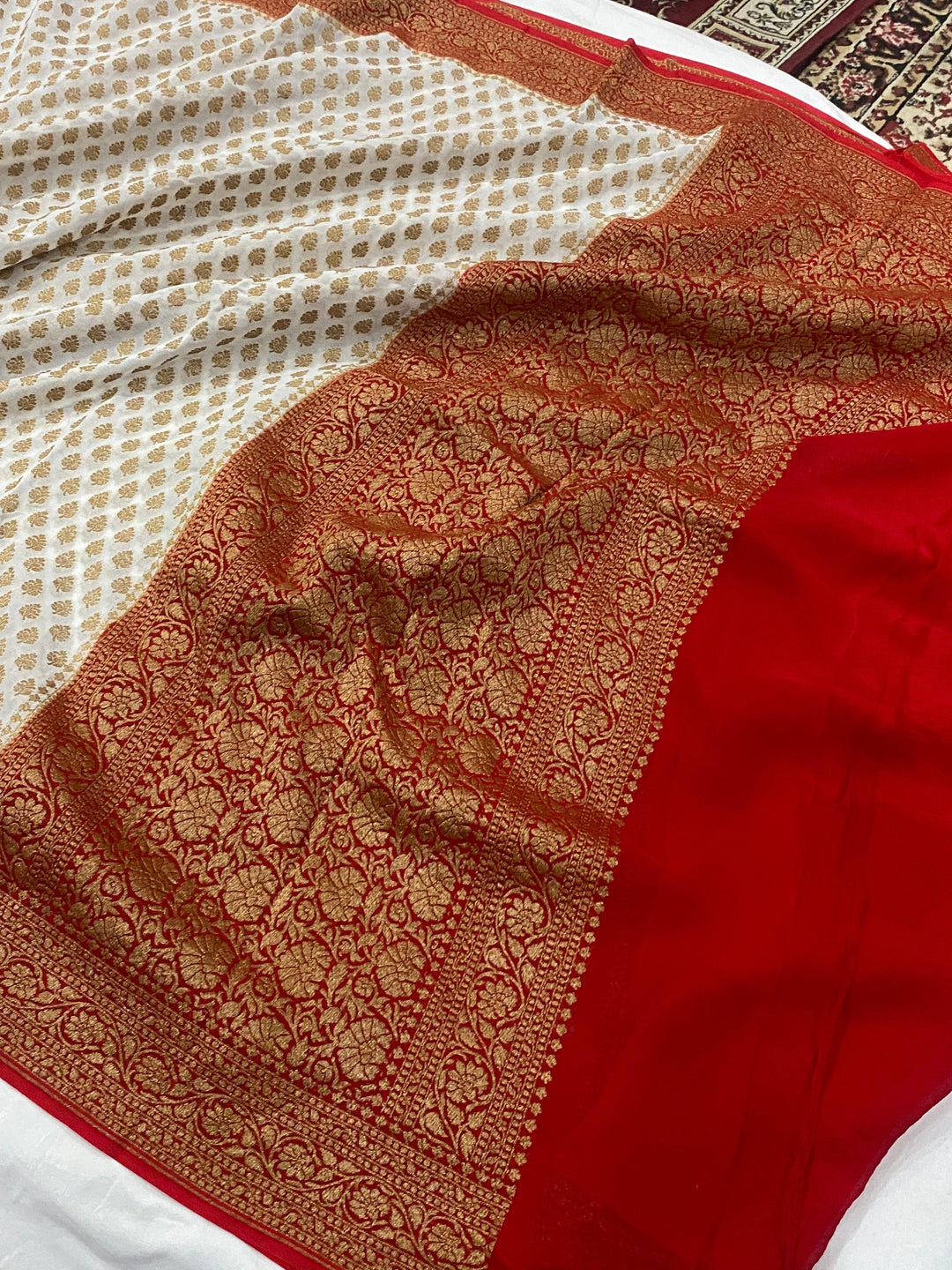 White Pure Banarasi Khaddi Georgette Saree - Aura Benaras