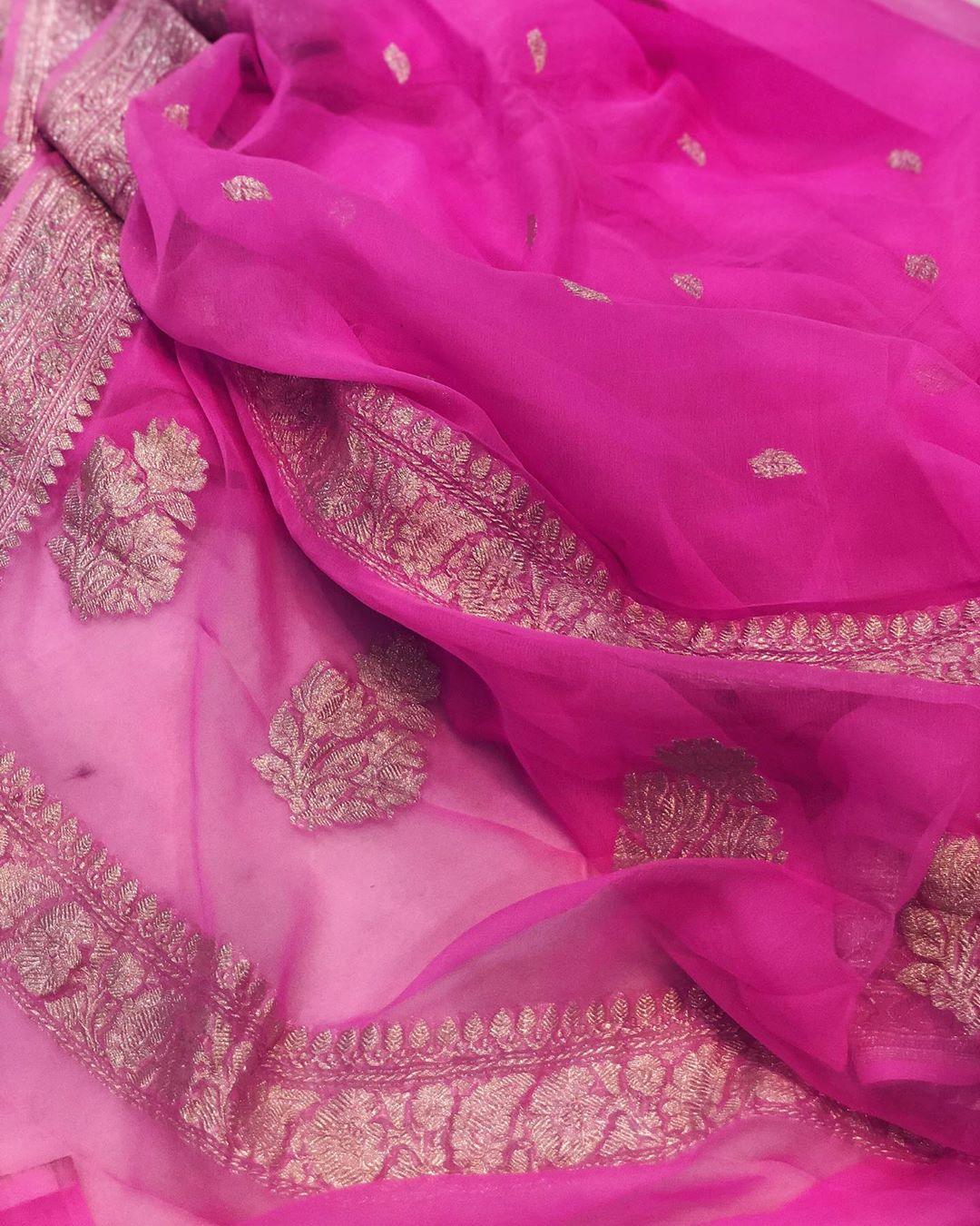 Pink Khaddi Chiffon Banarasi Handloom Saree - Aura Benaras