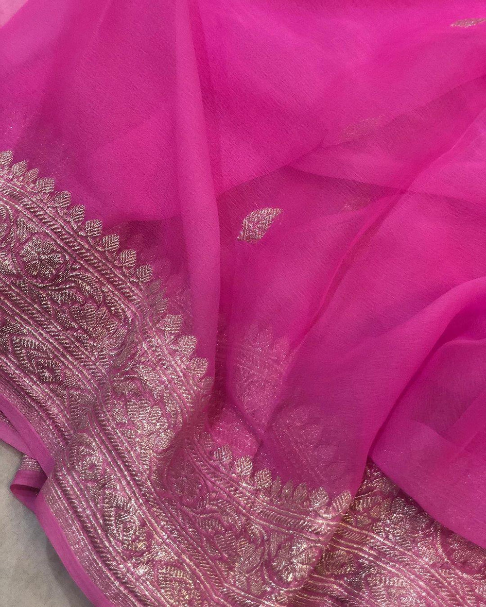 Pink Khaddi Chiffon Banarasi Handloom Saree - Aura Benaras