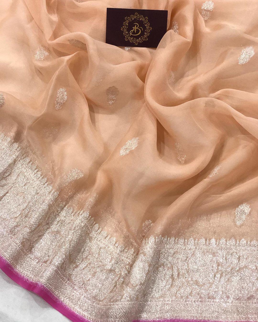 Peach Khaddi Chiffon Banarasi Handloom Saree - Aura Benaras
