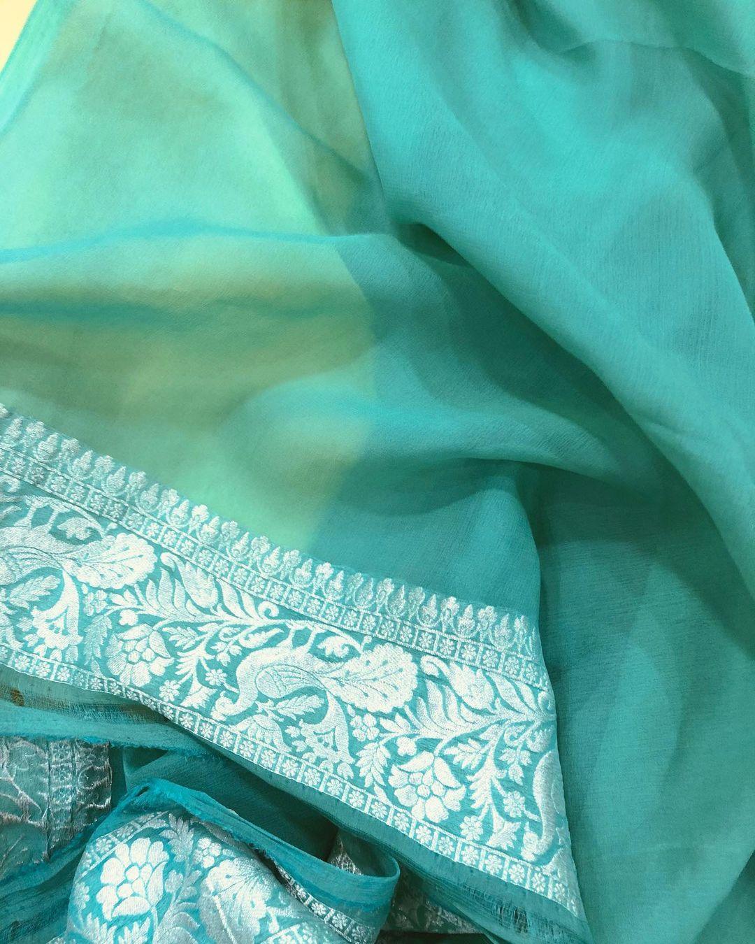 Lemon Yellow Banarasi Handloom Pure Khaddi Georgette Silk Saree - Aura Benaras