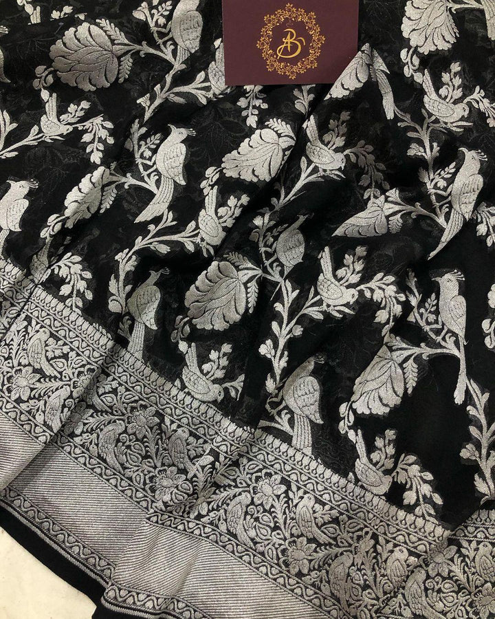 Black Banarasi Handloom Pure Georgette Silk Saree - Aura Benaras