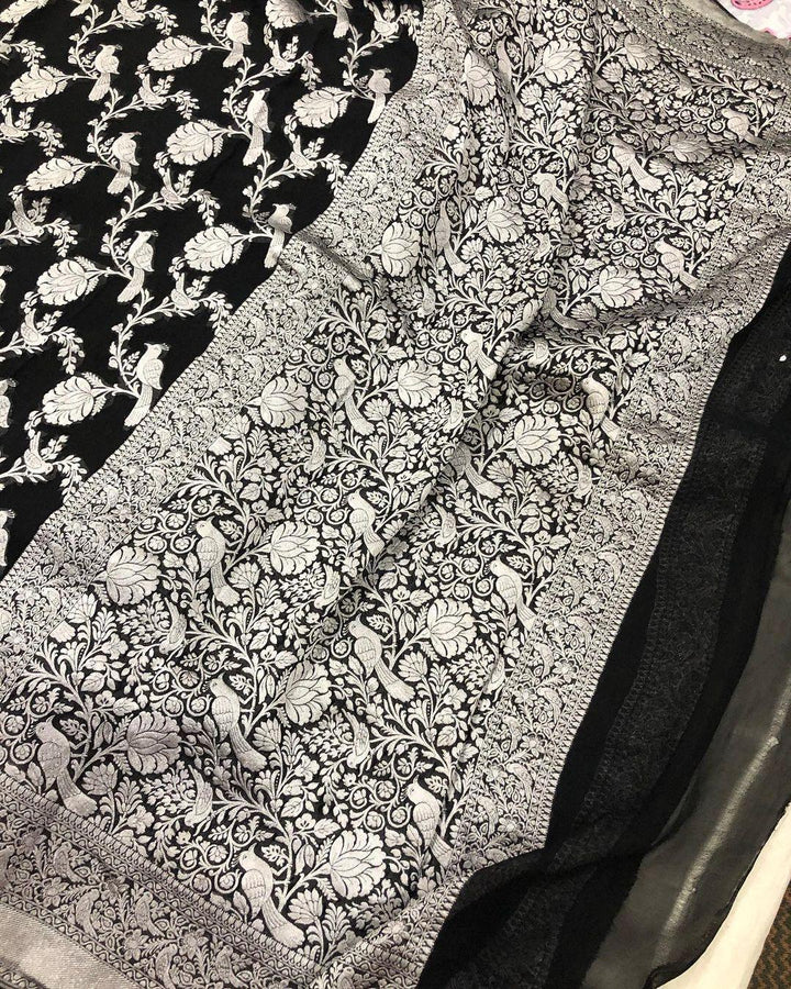 Black Banarasi Handloom Pure Georgette Silk Saree - Aura Benaras