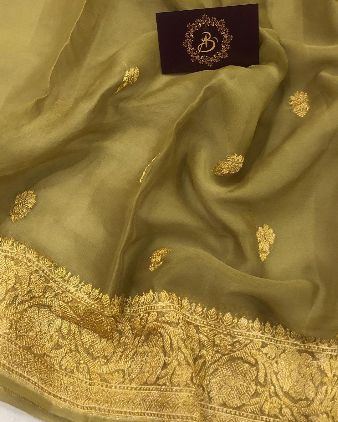 Olive Green Khaddi Chiffon Banarasi Handloom Saree - Aura Benaras