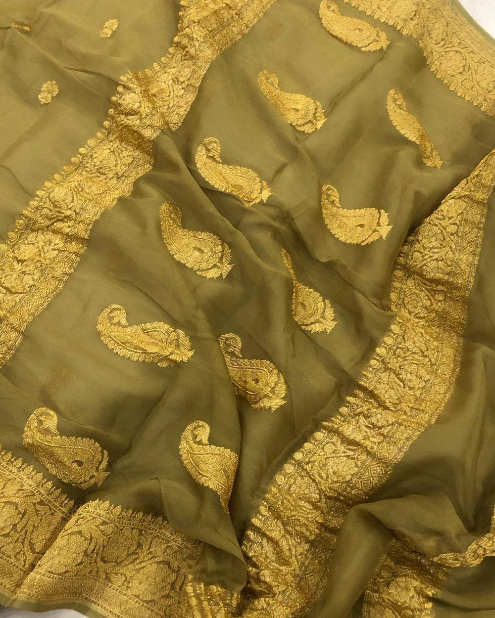 Olive Green Khaddi Chiffon Banarasi Handloom Saree - Aura Benaras