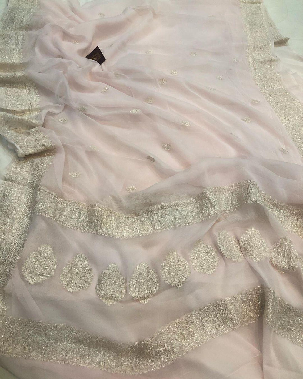 Pale Pink Banarasi Handloom Pure Georgette Silk Saree - Aura Benaras