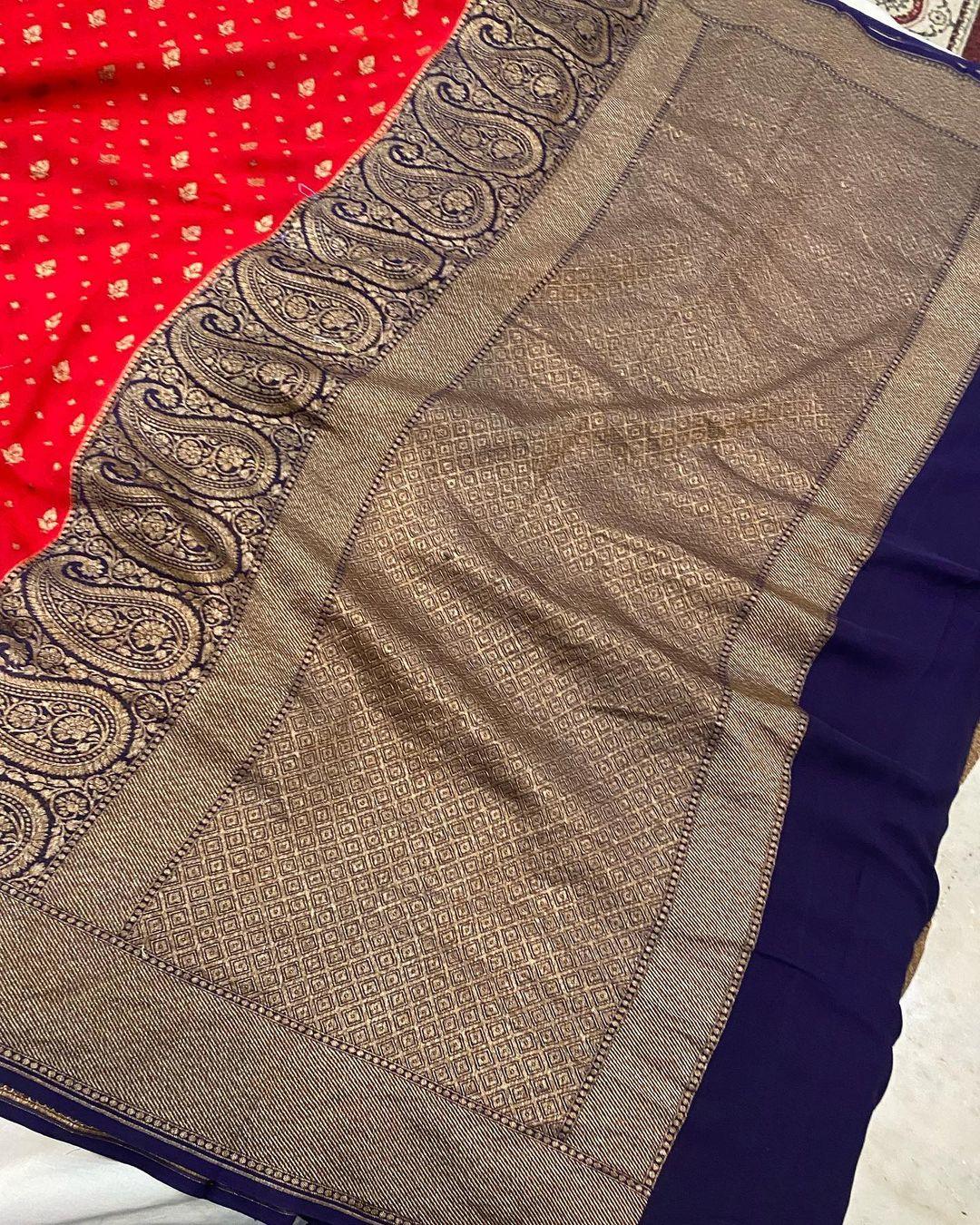 Red Pure Banarasi Khaddi Georgette Saree - Aura Benaras