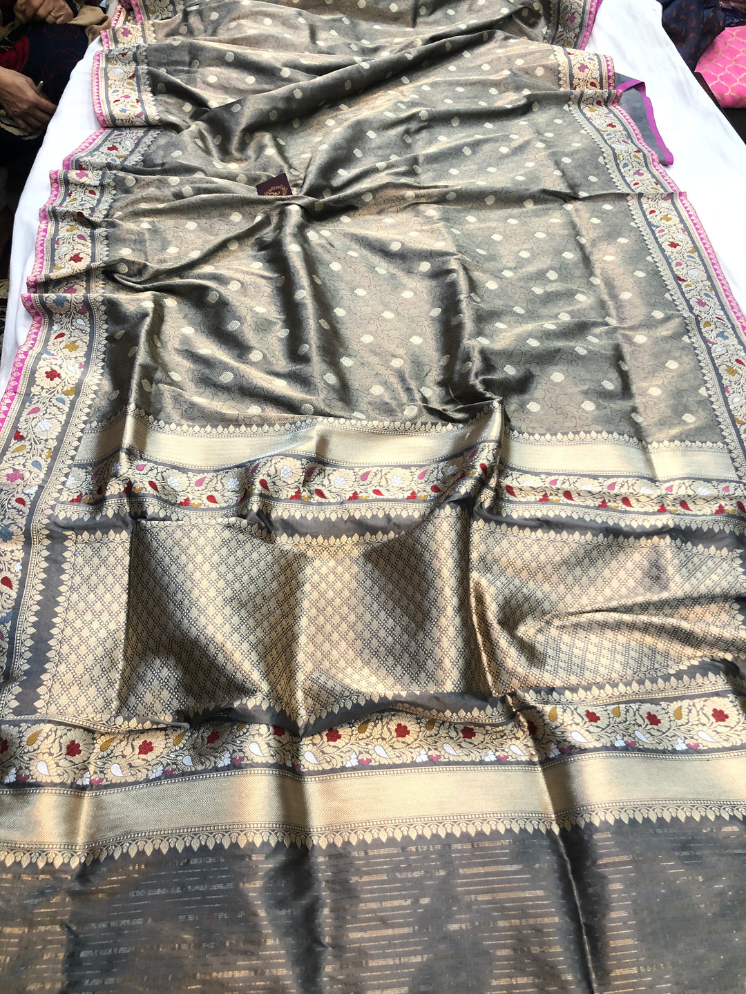Silver Jamawar Banarasi Handloom Katan Silk Saree - Aura Benaras