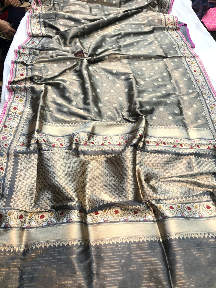 Silver Jamawar Banarasi Handloom Katan Silk Saree - Aura Benaras