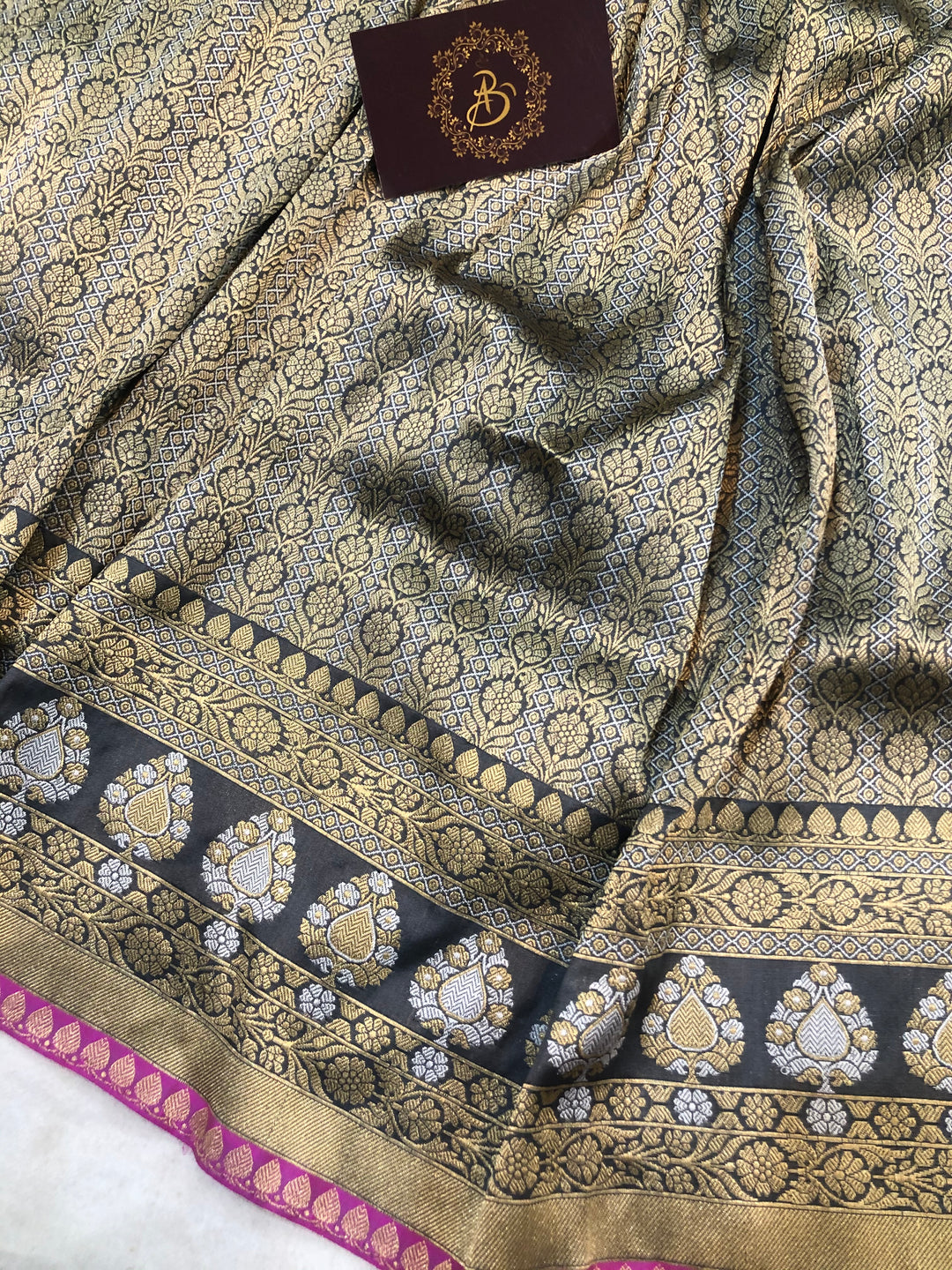 Silver Jamawar Tanchui Banarasi Handloom Katan Silk Saree - Aura Benaras