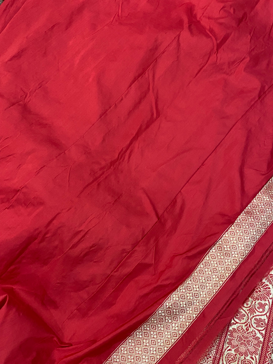 Red Jaal Pure Banarasi Handloom Katan Silk Saree - Aura Benaras