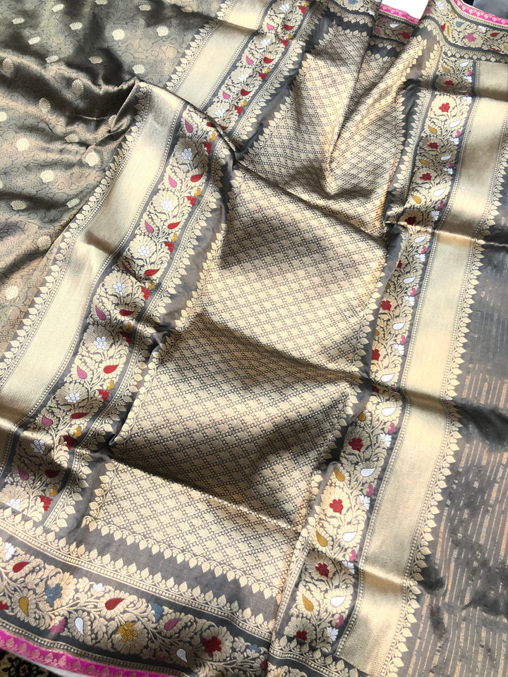 Silver Jamawar Banarasi Handloom Katan Silk Saree - Aura Benaras