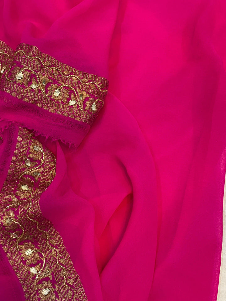 PINK BANARASI HANDLOOM PURE KHADDI GEORGETTE SILK SAREE WITH ZARDOZI WORK - Aura Benaras