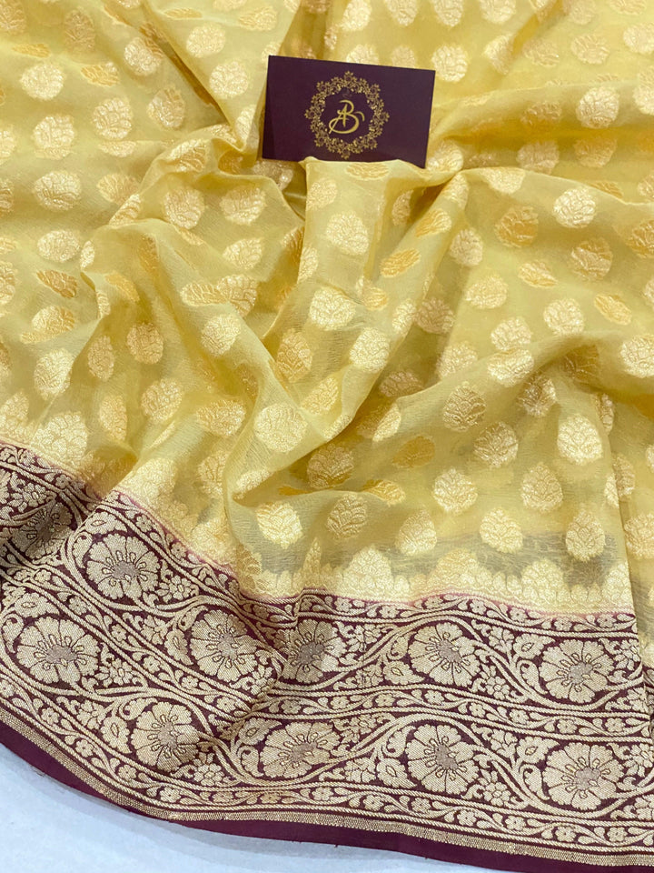 Cream Banarasi Handloom Pure Georgette Silk Saree - Aura Benaras